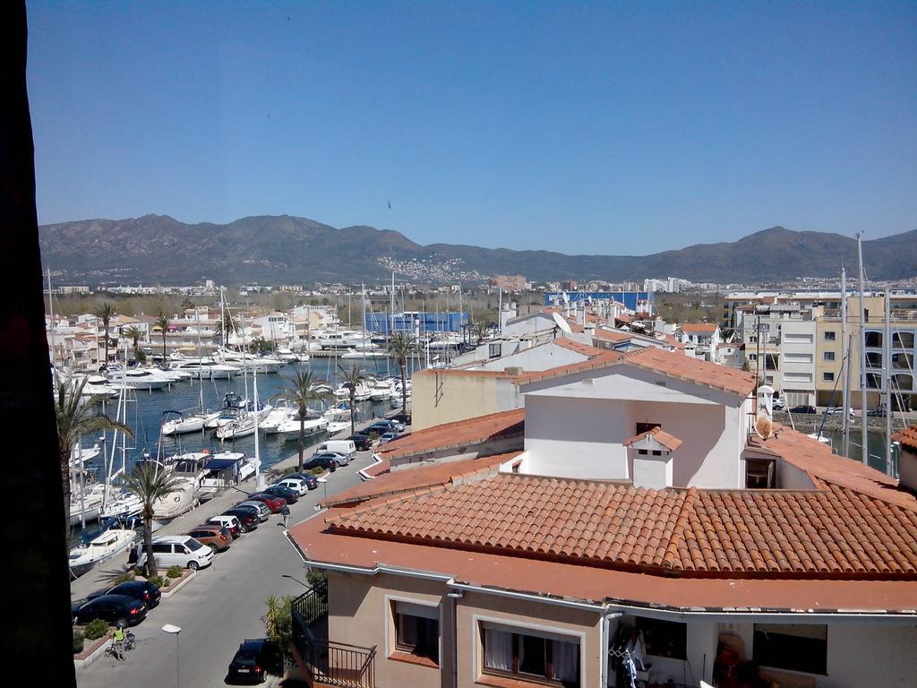 Club Nautic 3 Apartment Empuriabrava Ngoại thất bức ảnh