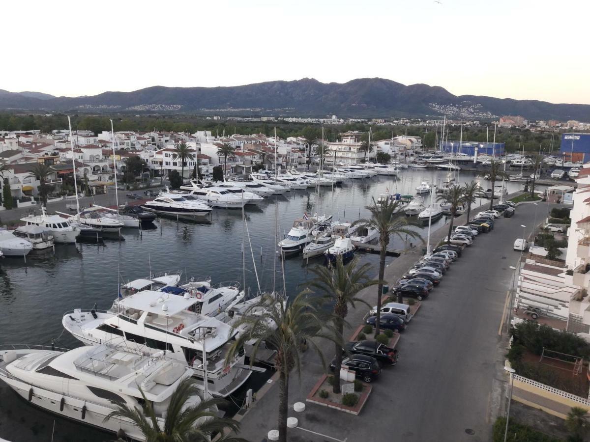 Club Nautic 3 Apartment Empuriabrava Ngoại thất bức ảnh